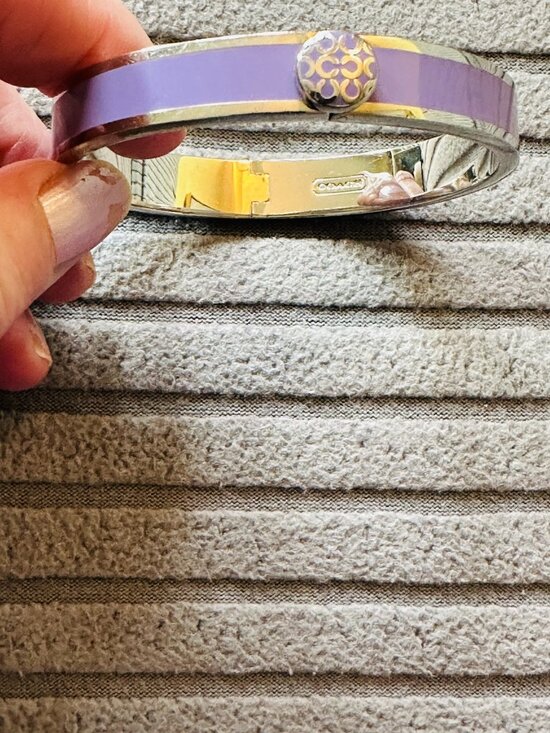 Authentic Coach Bangle - Picture 12 of 16
